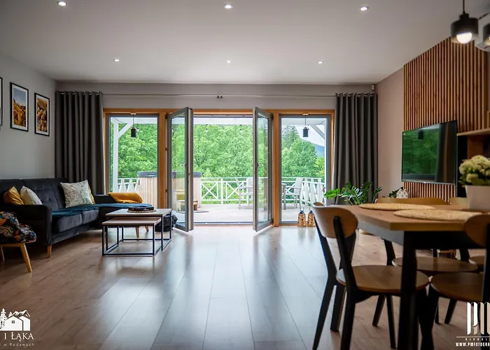 W Rudawach I Laka Goraca Balia Baseny Hébergement de vacances Trzcinsko